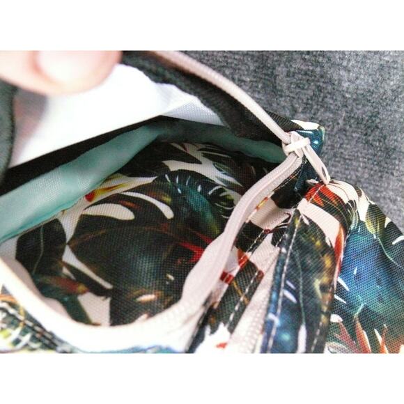 KAVU Rope Sling Bag Tropical Floral Print Crossbody Backpack Outdoor Travel Pack - Picture 8 of 11